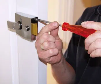 Neighborhood Locksmith Store Camden, NJ 856-532-0048 - lock-locksmith
